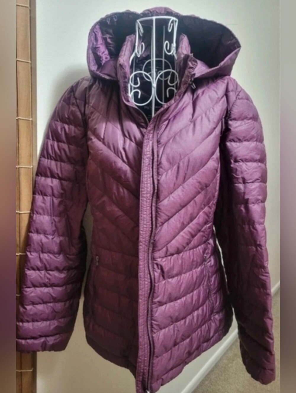 Womans Jacket - Picture 4 of 5